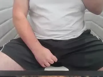 Offline chubbycub14 on Chaturbate