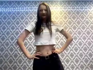 Offline cleotilderinde on Chaturbate