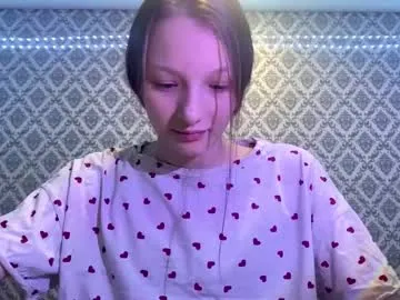 Offline cleotilderinde on Chaturbate