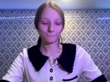 Offline cleotilderinde on Chaturbate