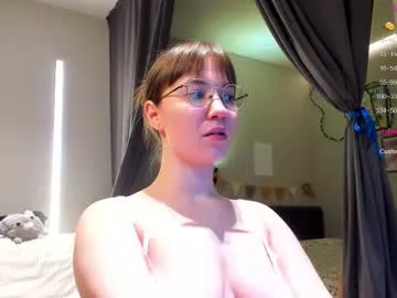 Offline come_in_bed on Chaturbate