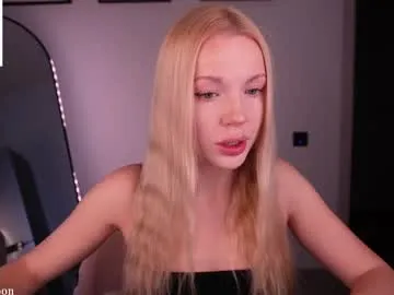 Offline cutebon on Chaturbate