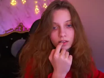 Freechat cuteefoxy on Chaturbate