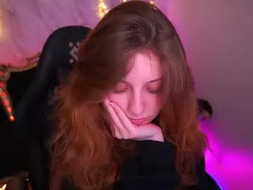 Freechat cuteefoxy on Chaturbate