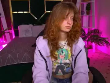 Freechat cuteefoxy on Chaturbate