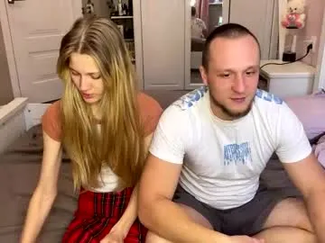 Offline daisy_couple on Chaturbate