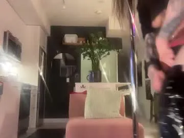 danceinyourlap model from cb