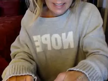 Offline darlingd77 on Chaturbate