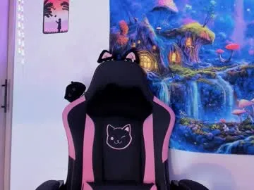 Offline devours_fire on Chaturbate