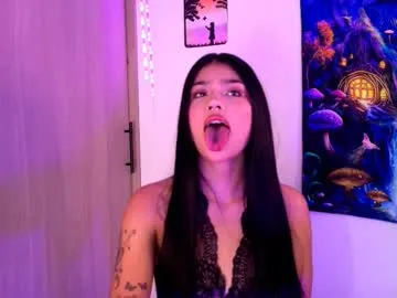 Offline devours_fire on Chaturbate