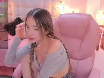 Offline dulce_powl on Chaturbate