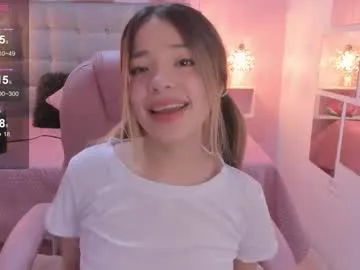 Offline dulce_powl on Chaturbate