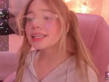 Offline dulce_powl on Chaturbate