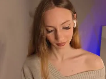 Freechat elfiecollins on Chaturbate