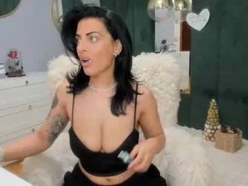 Offline elisabaxter on Chaturbate