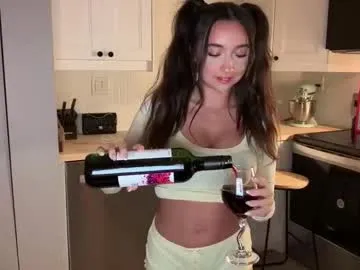 Offline emilyfawn on Chaturbate