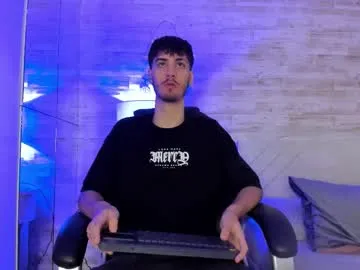 Offline emir_ozan on Chaturbate