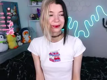 emmie_everly on Chaturbate