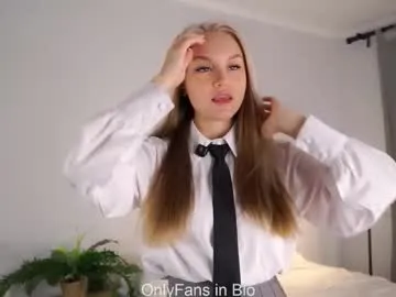 Offline emmiemurray on Chaturbate