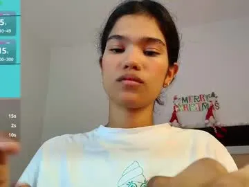 Offline emycarver09 on Chaturbate