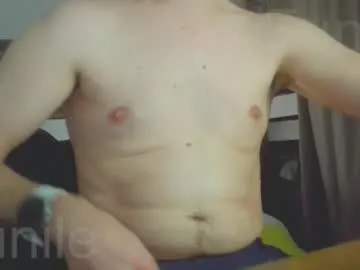 Offline eunile on Chaturbate