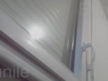 Offline eunile on Chaturbate