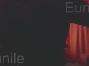 Offline eunile on Chaturbate