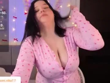 Freechat eve_pump on Chaturbate