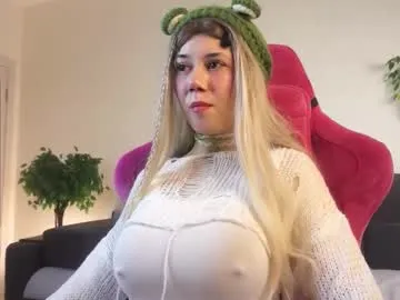 Freechat forestproject on Chaturbate