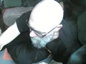 Offline frenchbeardman on Chaturbate