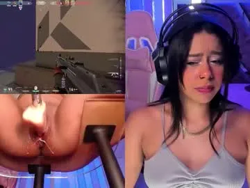 Offline ginakurt_ on Chaturbate