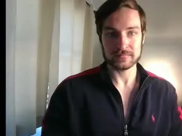 Offline handsumhung on Chaturbate