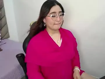 Freechat heluejamil on Chaturbate