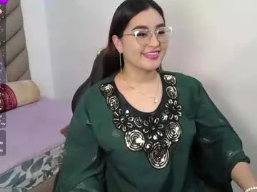 Freechat heluejamil on Chaturbate