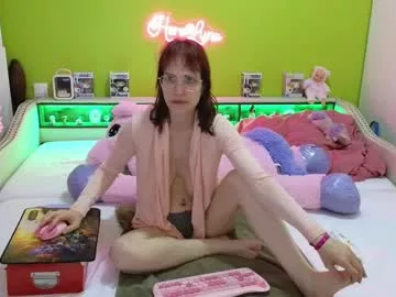 Offline heraluna_ on Chaturbate