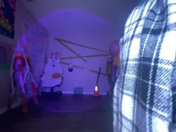 Offline hexivu on Chaturbate