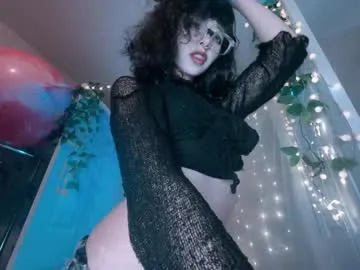 Offline hexivu on Chaturbate