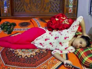 Offline hotcapolx on Chaturbate