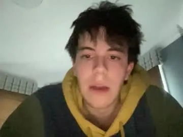 Offline ihatethatcuteguy on Chaturbate