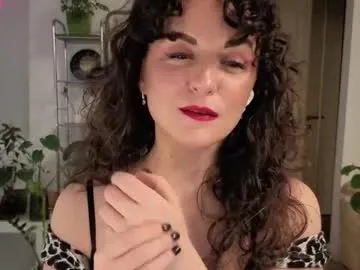 Offline inakush on Chaturbate