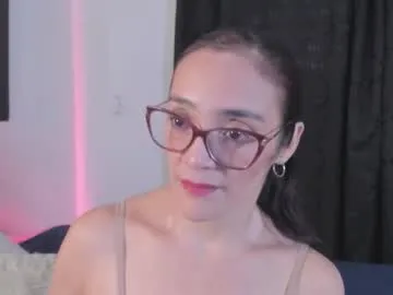 jess1ca_herrera on Chaturbate
