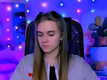 Offline junewoods on Chaturbate