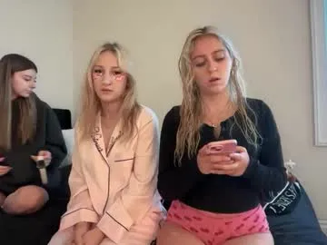 Offline kateharperr on Chaturbate