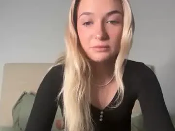 Offline kelseyblu on Chaturbate