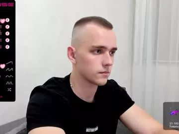 Offline larstar01 on Chaturbate