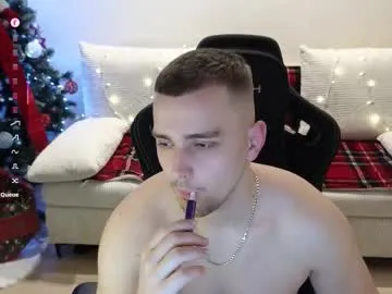 Offline larstar01 on Chaturbate