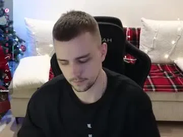 Offline larstar01 on Chaturbate