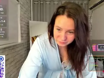 Offline lea_shadom on Chaturbate