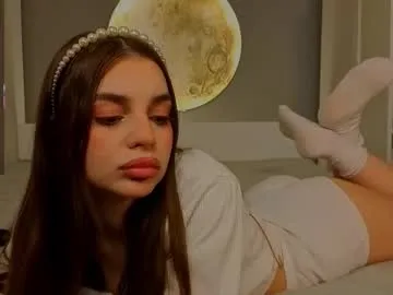 Offline leandraconcatelli on Chaturbate