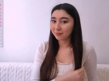 Offline leonieschmith on Chaturbate